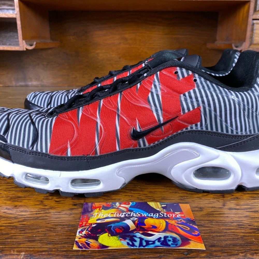 Nike Air Max Plus TN SE Mens Running Shoe Multi Sz - Picture 4 of 5